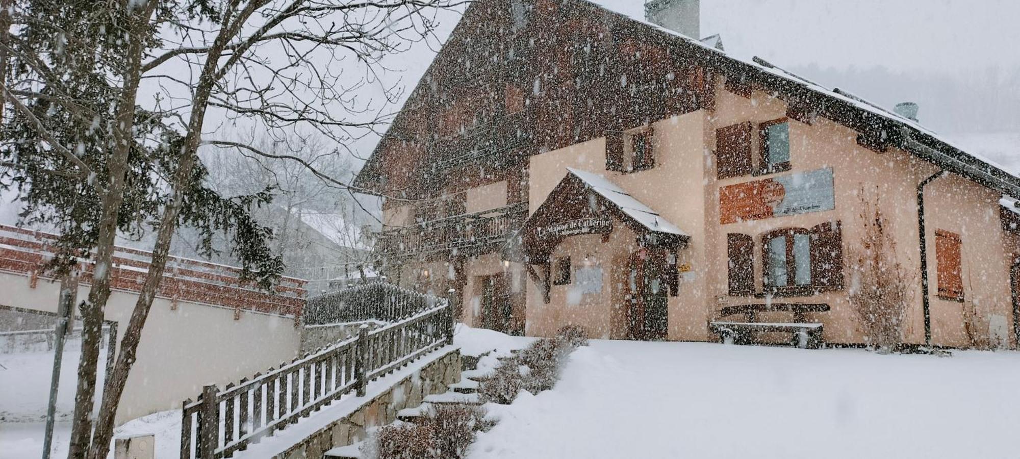 Auberge La Maison De Catherine Puy-Saint-Pierre Eksteriør billede